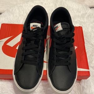 Nike Court Legacy black/ red and white 10.5